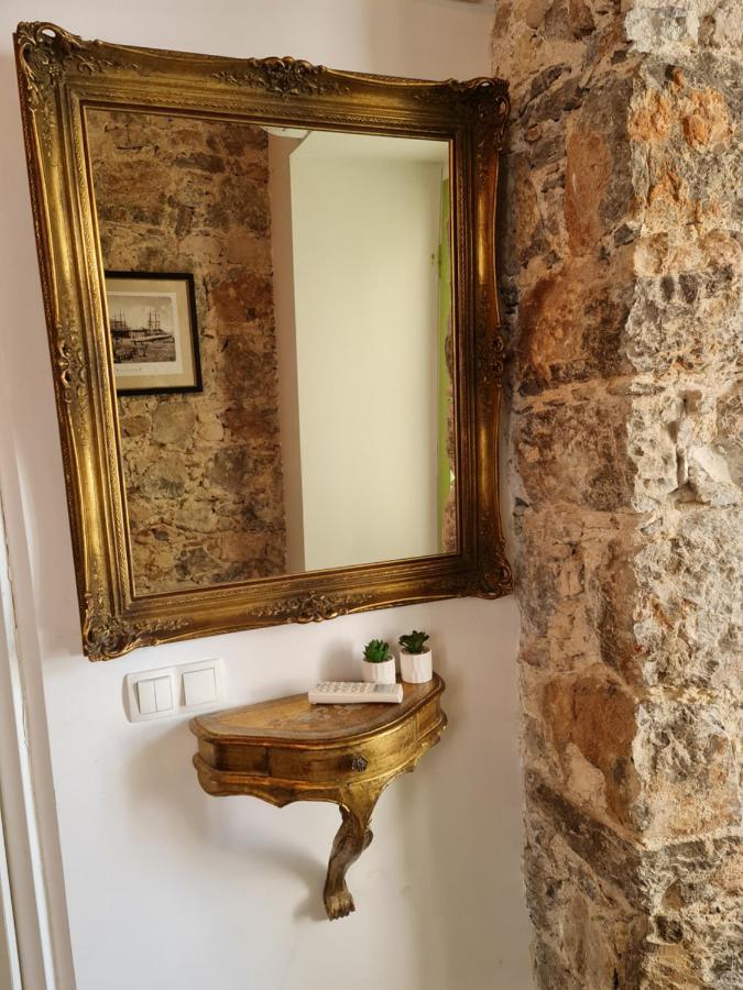 Rustic Apartment Сен Екстериор снимка
